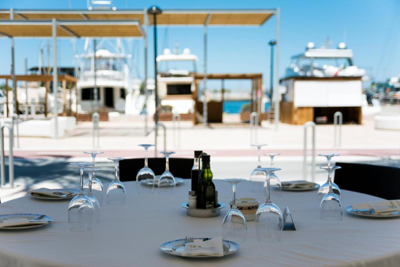 Hotel Bellavista Formentera La Savina  Buitenkant foto